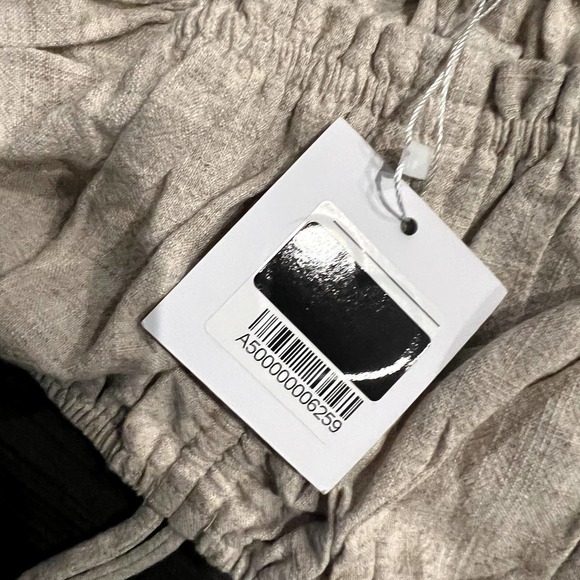 NWT Adika Oceana Off The Shoulder Long Sleeve Cropped Top Size S/M - Picture 5 of 6